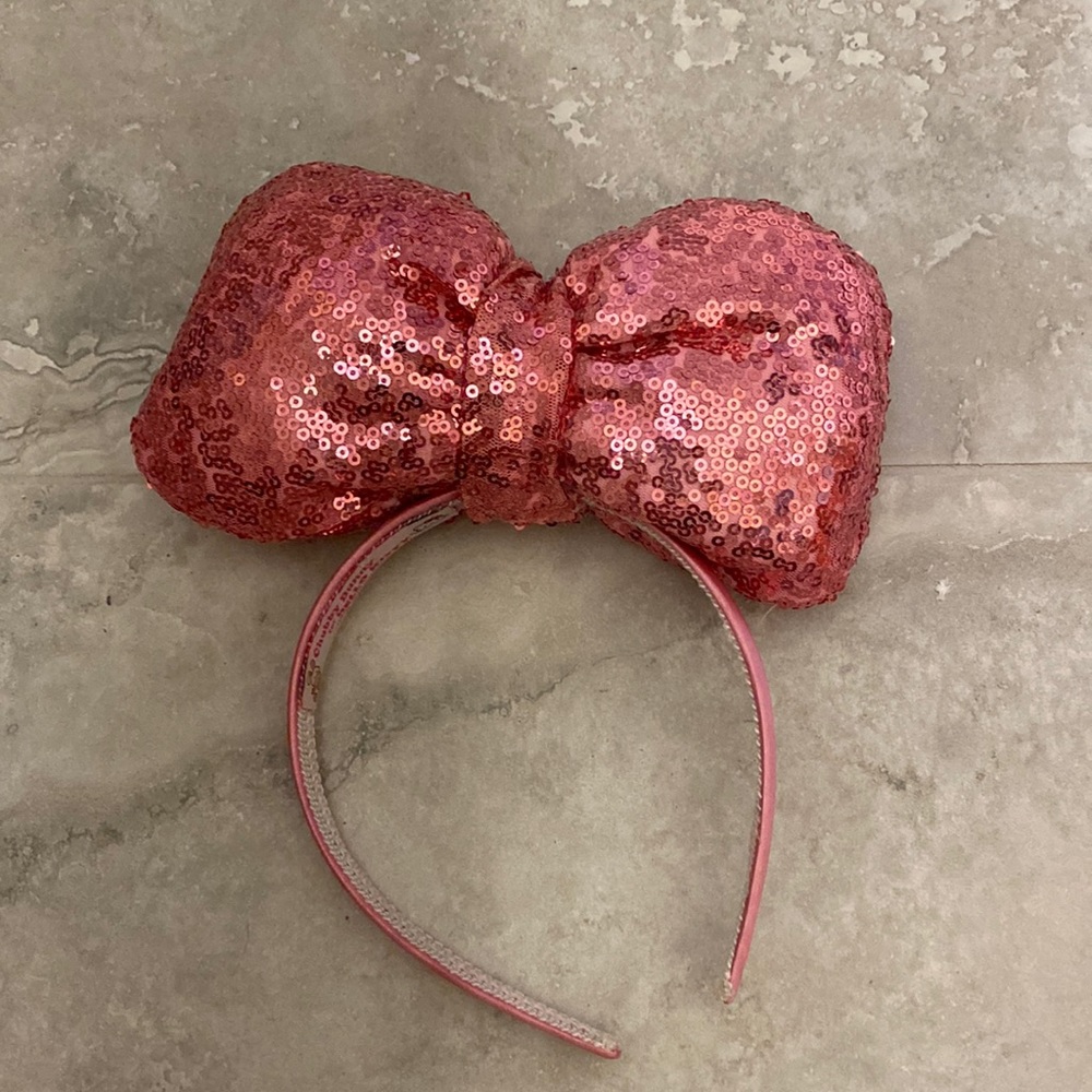 Headband from the first Hello Kitty x SCL launch